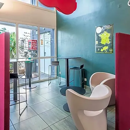 B&B Hotel Montauban Hotel 2*