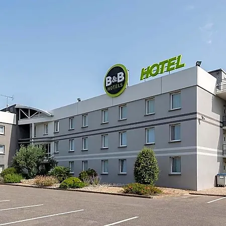 מלון B&B Hotel Montauban 2*